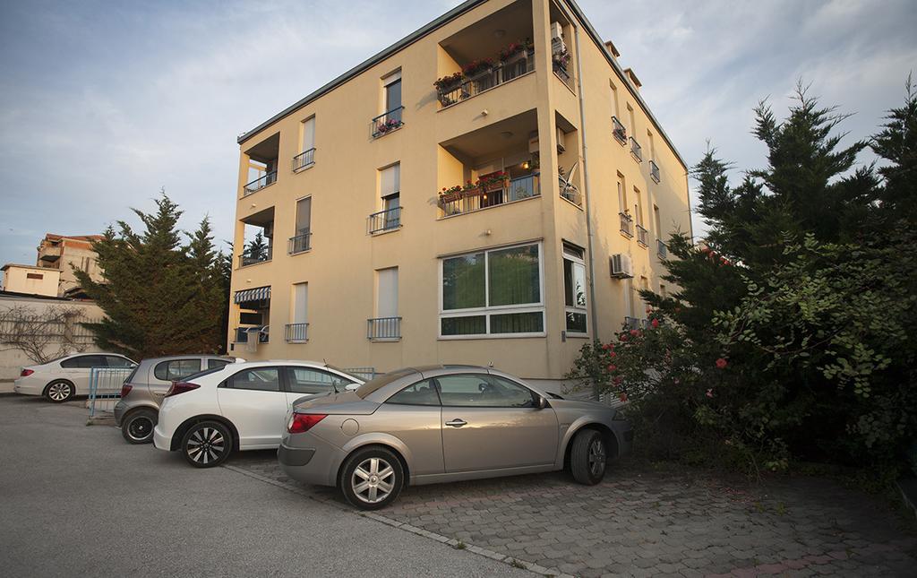 Apartment Sunny Yellow - With Balcony And Parking Place, Split Zimmer foto