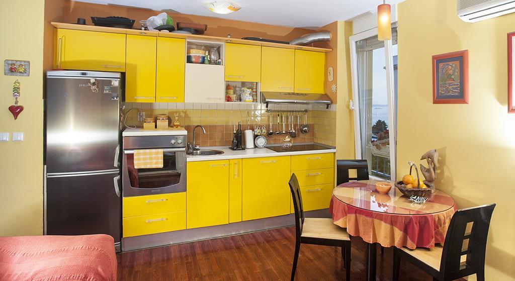 Apartment Sunny Yellow - With Balcony And Parking Place, Split Zimmer foto
