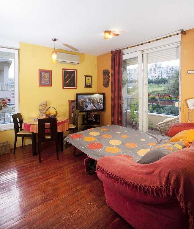 Apartment Sunny Yellow - With Balcony And Parking Place, Split Zimmer foto
