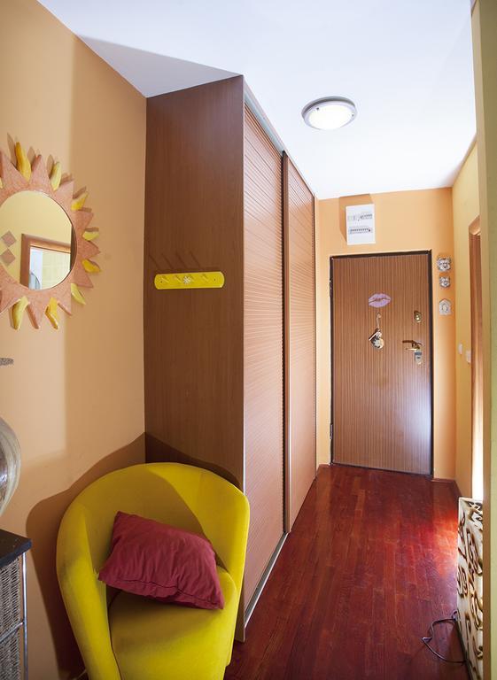 Apartment Sunny Yellow - With Balcony And Parking Place, Split Zimmer foto